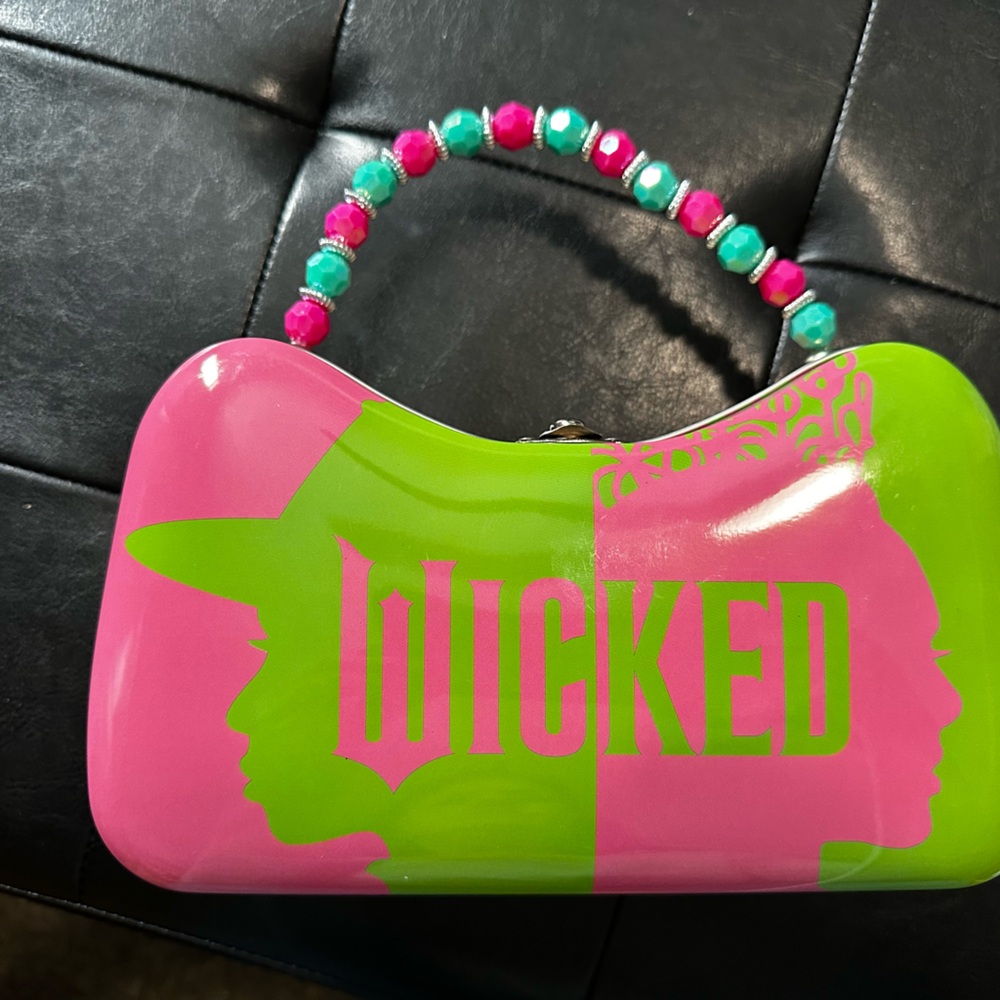 Wicked The Move Tin Purse Pink and Green with Beaded Handle
